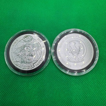 Серебряная монета 1oz Корабль Виктория 50 франков 2019 Руанда