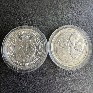 Срібний раунд 1oz Сплячі Кішки "Ідеальне Срібло" США