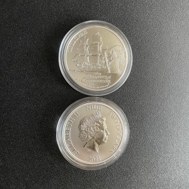Серебряная монета 1oz Пираты Карибского Моря: Черная Жемчужина 2 доллара 2021 Ниуэ