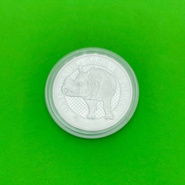 Серебряная монета 1oz Носорог 1 фунт стерлингов 2022 Остров Святой Елены